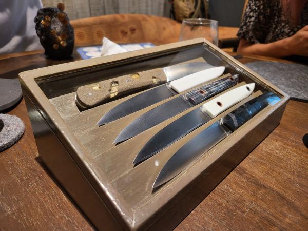 The knife selection box